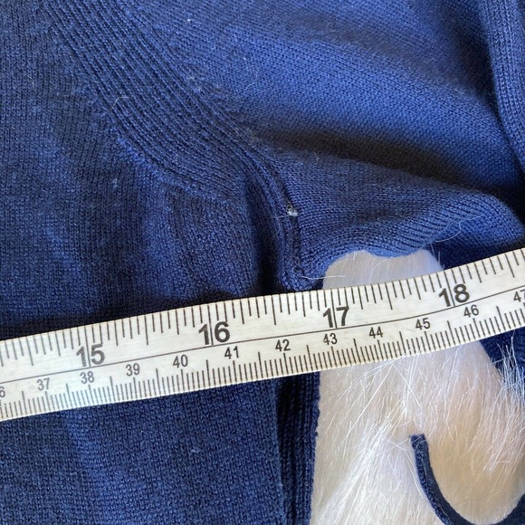 Banana Republic Sweater Sz S 100% Merino Wool Tie Bow Sleeves Navy Blue Womens - Picture 8 of 10